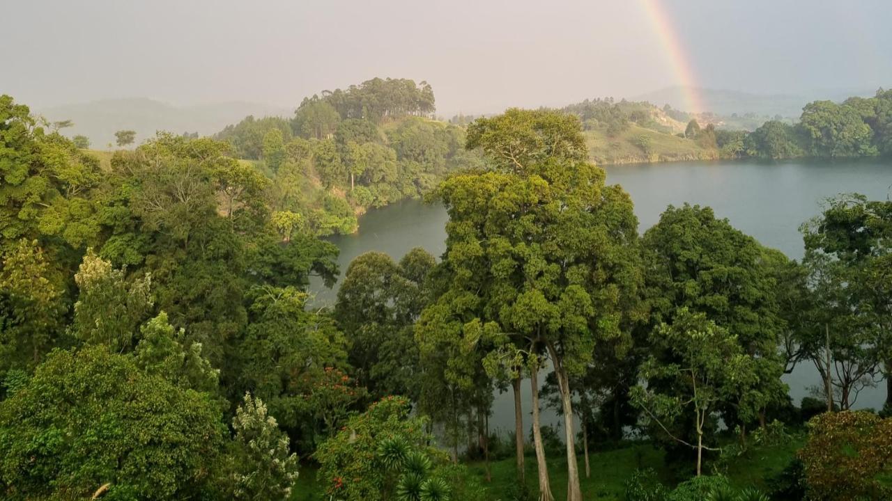 Lake Nyamirima Cottages Fort Portal ภายนอก รูปภาพ