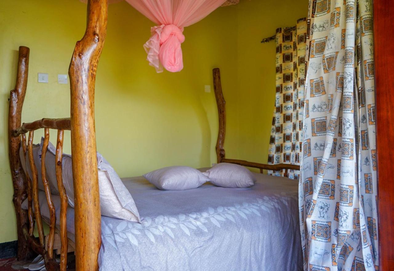 Lake Nyamirima Cottages Fort Portal ภายนอก รูปภาพ