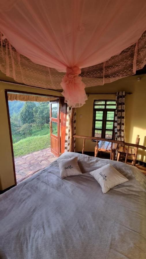 Lake Nyamirima Cottages Fort Portal ภายนอก รูปภาพ